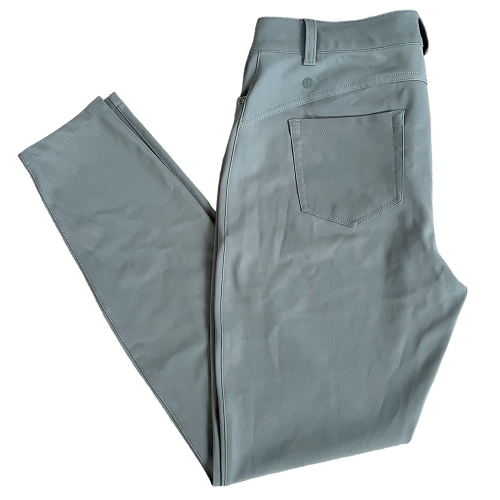 Lululemon Urbanite ABC Pants Tapered Fit Gray Stretch Size 32 Athleisure EUC
